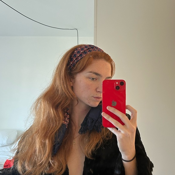 silk like headband/scarf - Picture 2 of 3